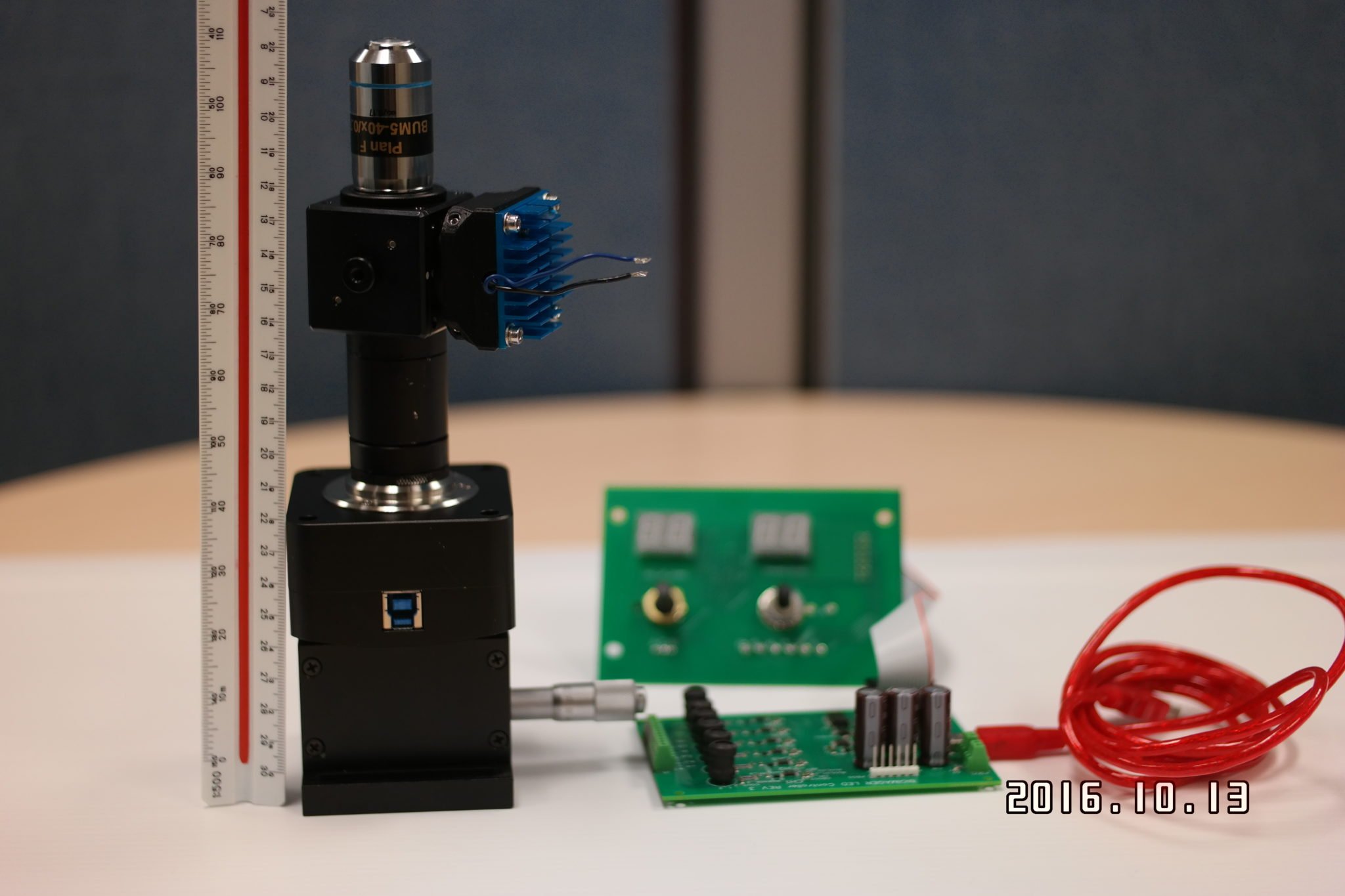 Private Label Microscope with 1-, 3- or 6-LEDs-10008