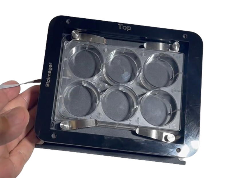 Custom Design of A Miniature Incubator /Chamber for Automated Upright Microscope BMU450A - Image 11